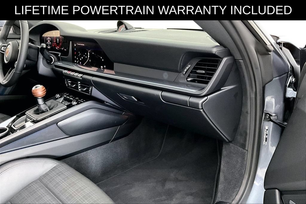 Used 2025 Porsche 911 Carrera T RWD image 20