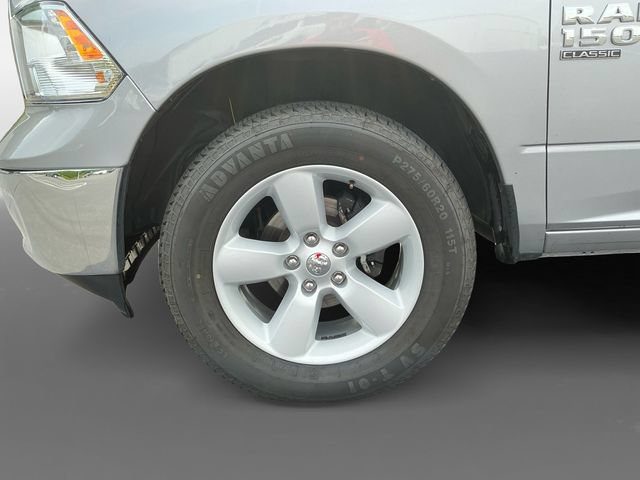 Used 2024 RAM 1500 Classic SLT AWD/4WD image 17