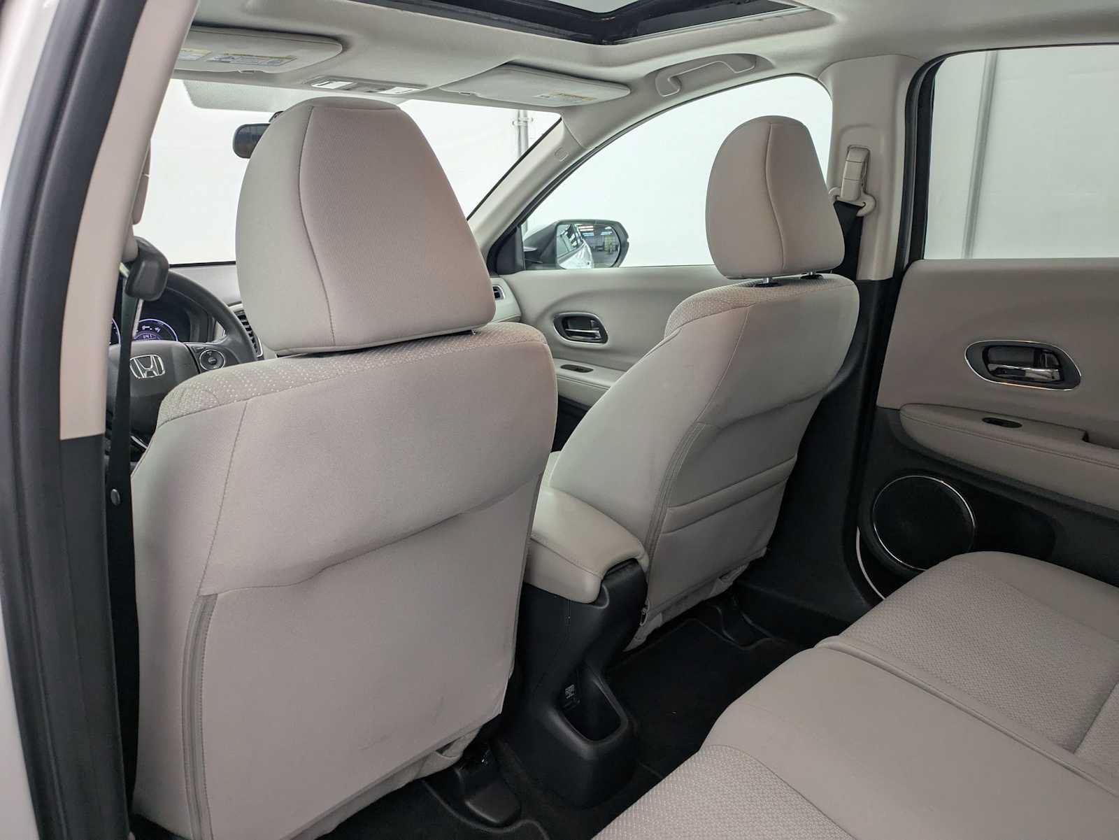 Used 2017 Honda HR-V EX image 19