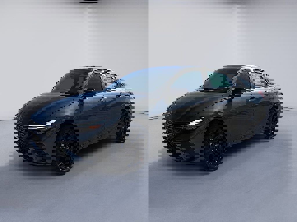 Used 2026 Hyundai Elantra Sport image 1