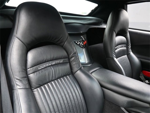 Used 2004 Chevrolet Corvette Convertible w/ Preferred Equipment Group image 20