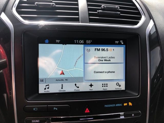 Used 2017 Ford Explorer Sport w/ Equipment Group 401A image 9
