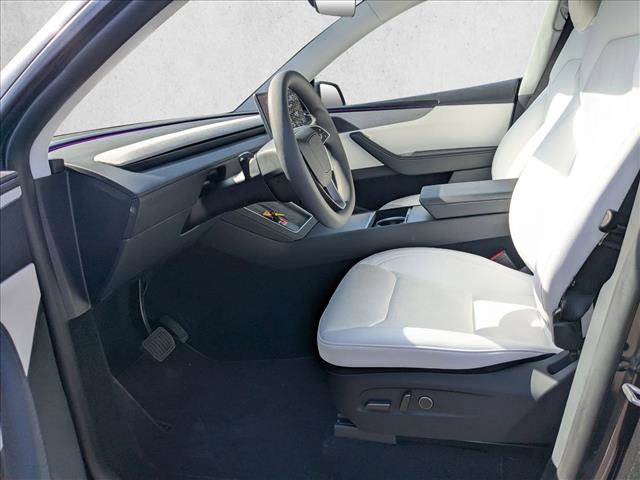 Used 2026 Tesla Model Y Premium image 15