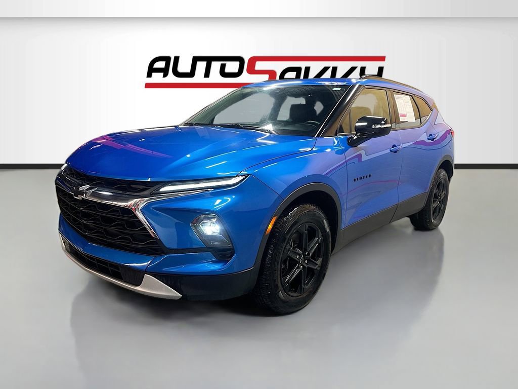 Used 2024 Chevrolet Blazer LT w/ Midnight/Sport Edition image 3