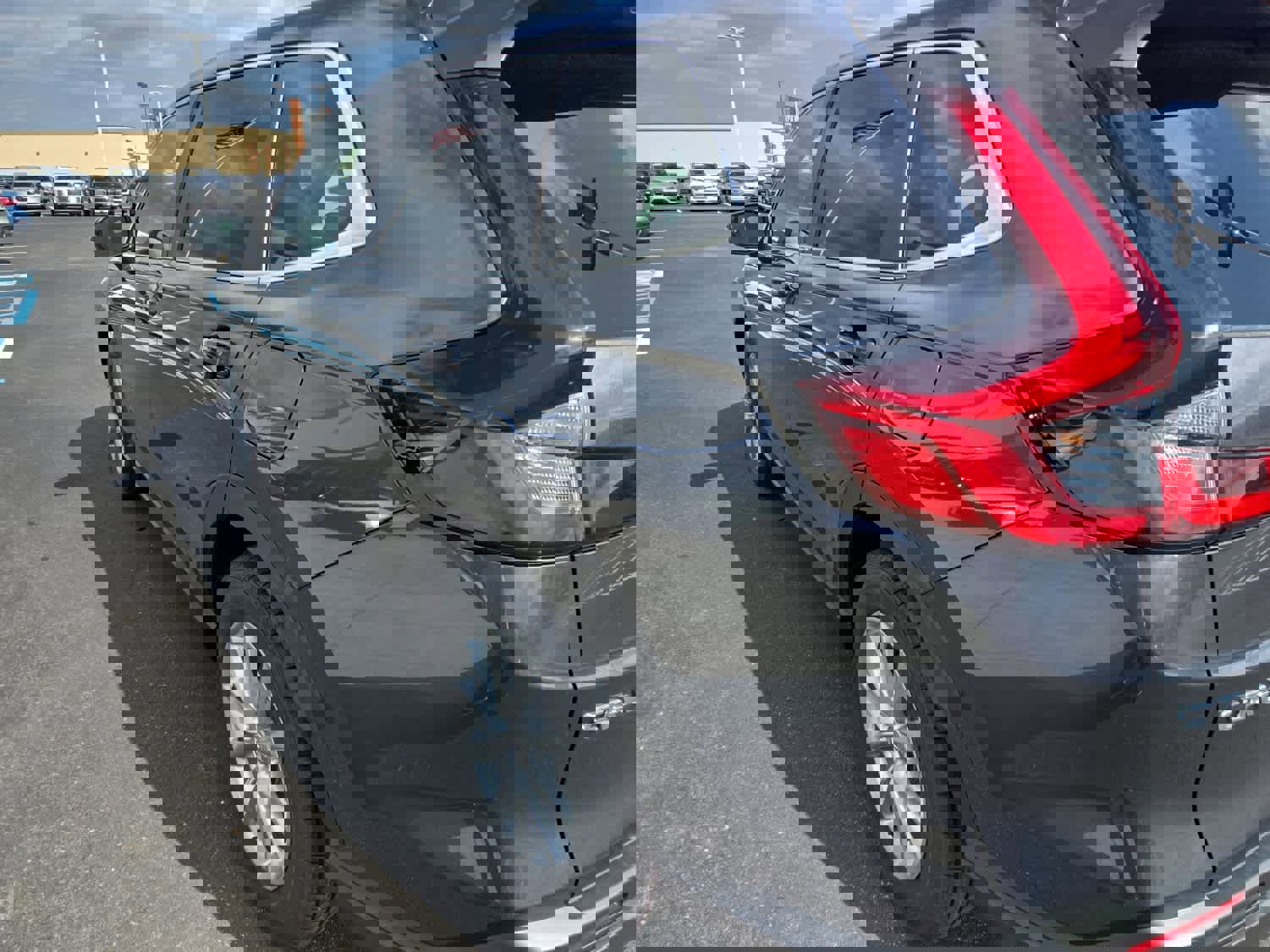 New 2026 Honda CR-V EX image 6