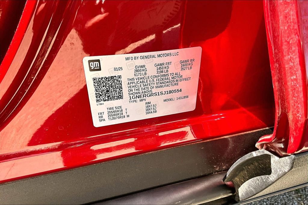 Used 2025 Chevrolet Traverse LT image 29