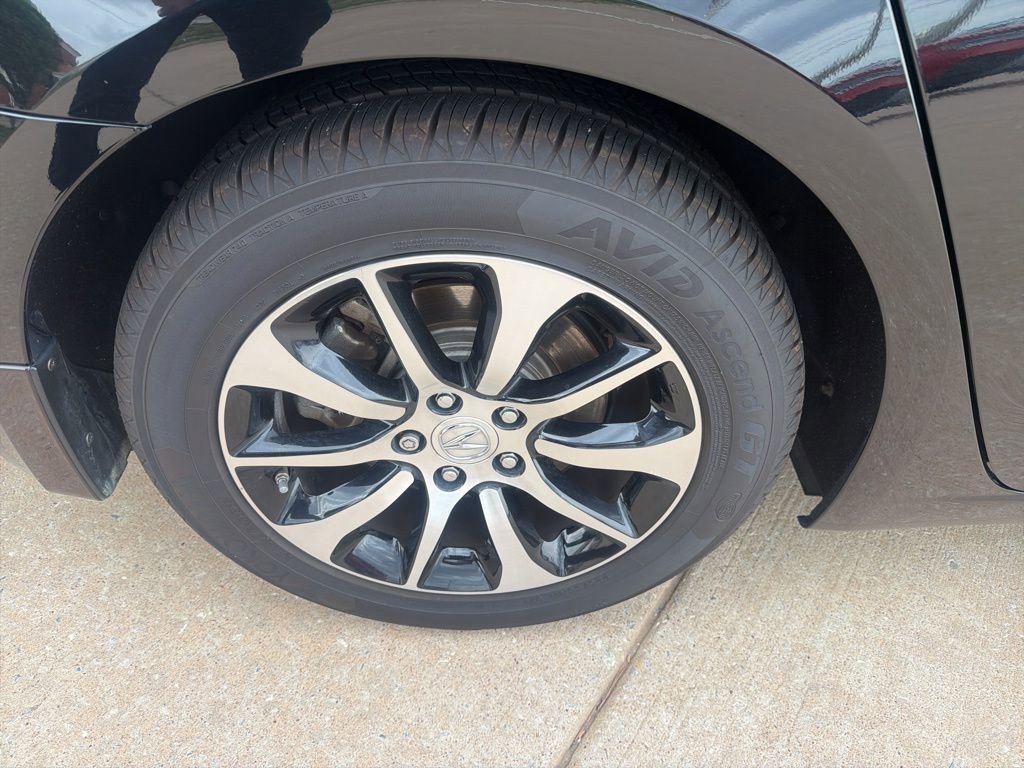 Used 2015 Acura TLX w/ Technology Package FWD image 31