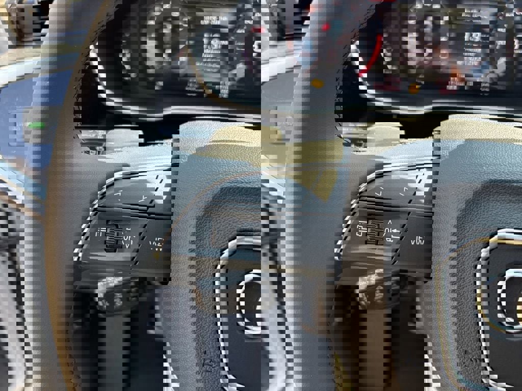 New 2025 Audi Q3 2.0T Premium image 23