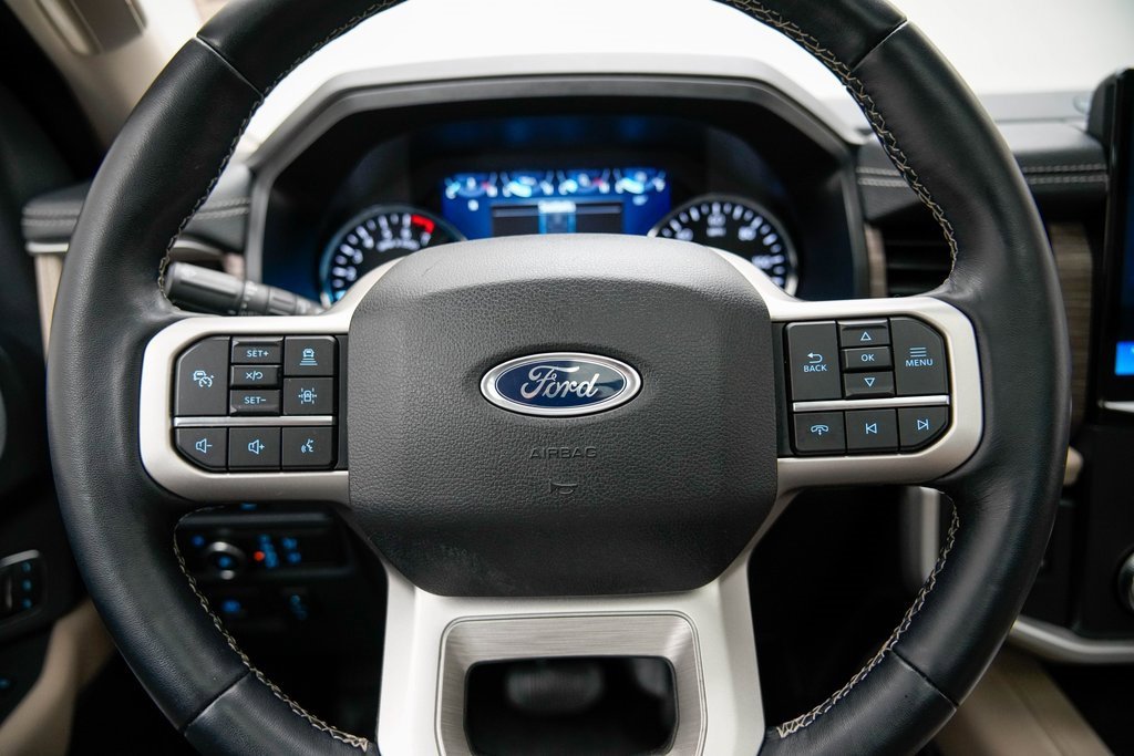 Used 2022 Ford Expedition Max Limited image 33