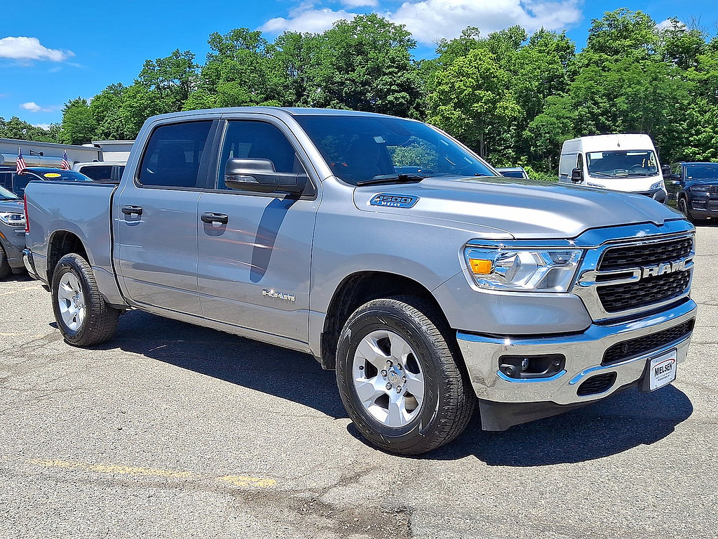 Used 2023 RAM 1500 Big Horn AWD/4WD image 2