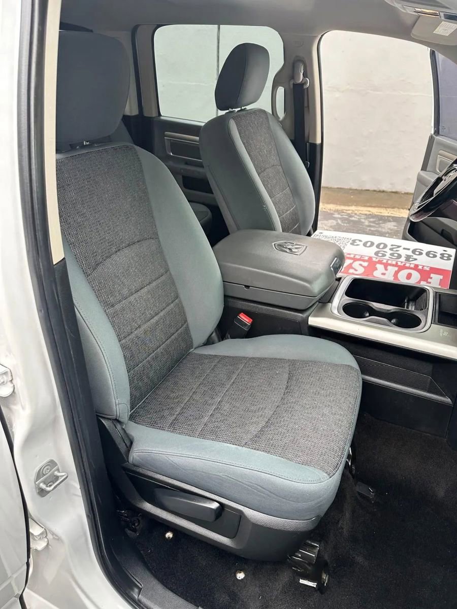Used 2017 RAM 1500 Big Horn RWD image 11
