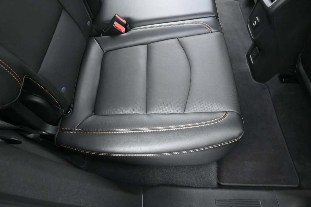 Used 2020 GMC Terrain SLT FWD image 28