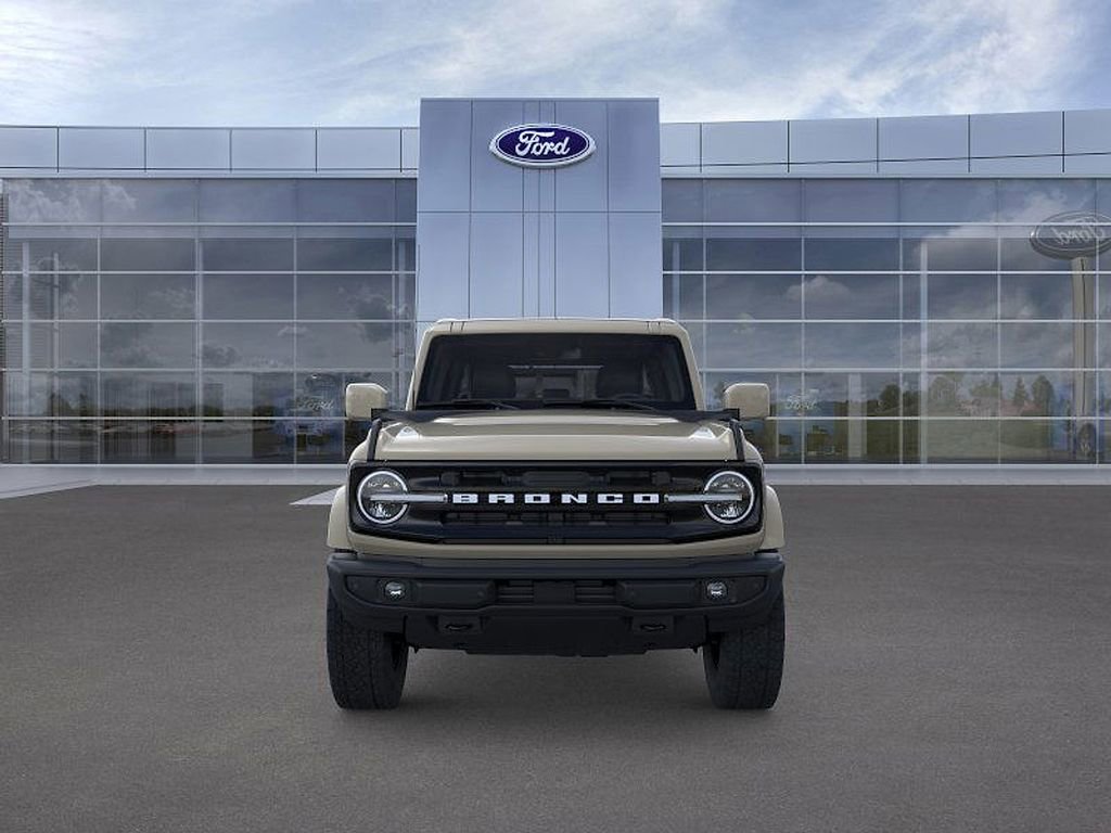 New 2026 Ford Bronco Outer Banks image 6