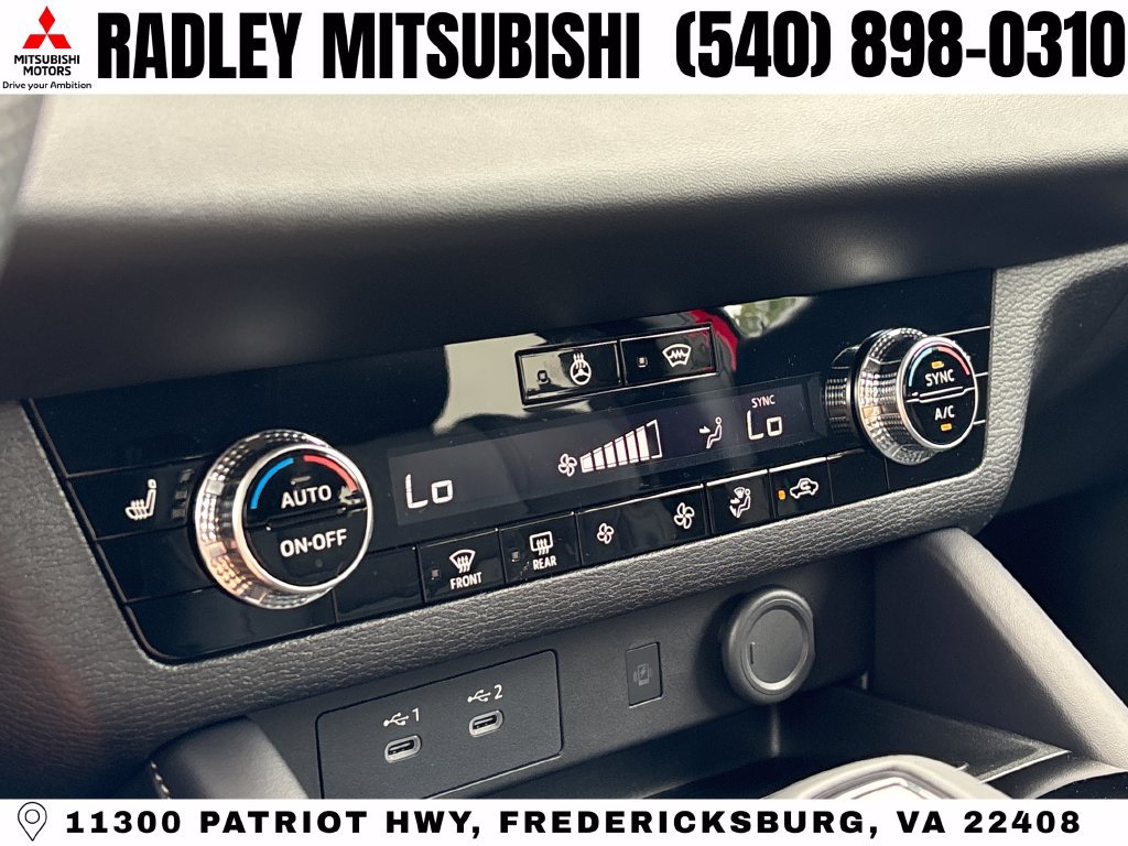 New 2026 Mitsubishi Outlander SE AWD/4WD image 10