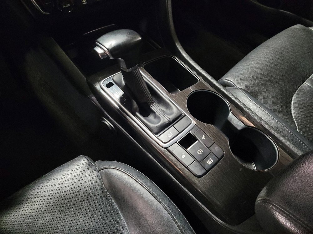 Used 2020 Kia Optima EX image 26