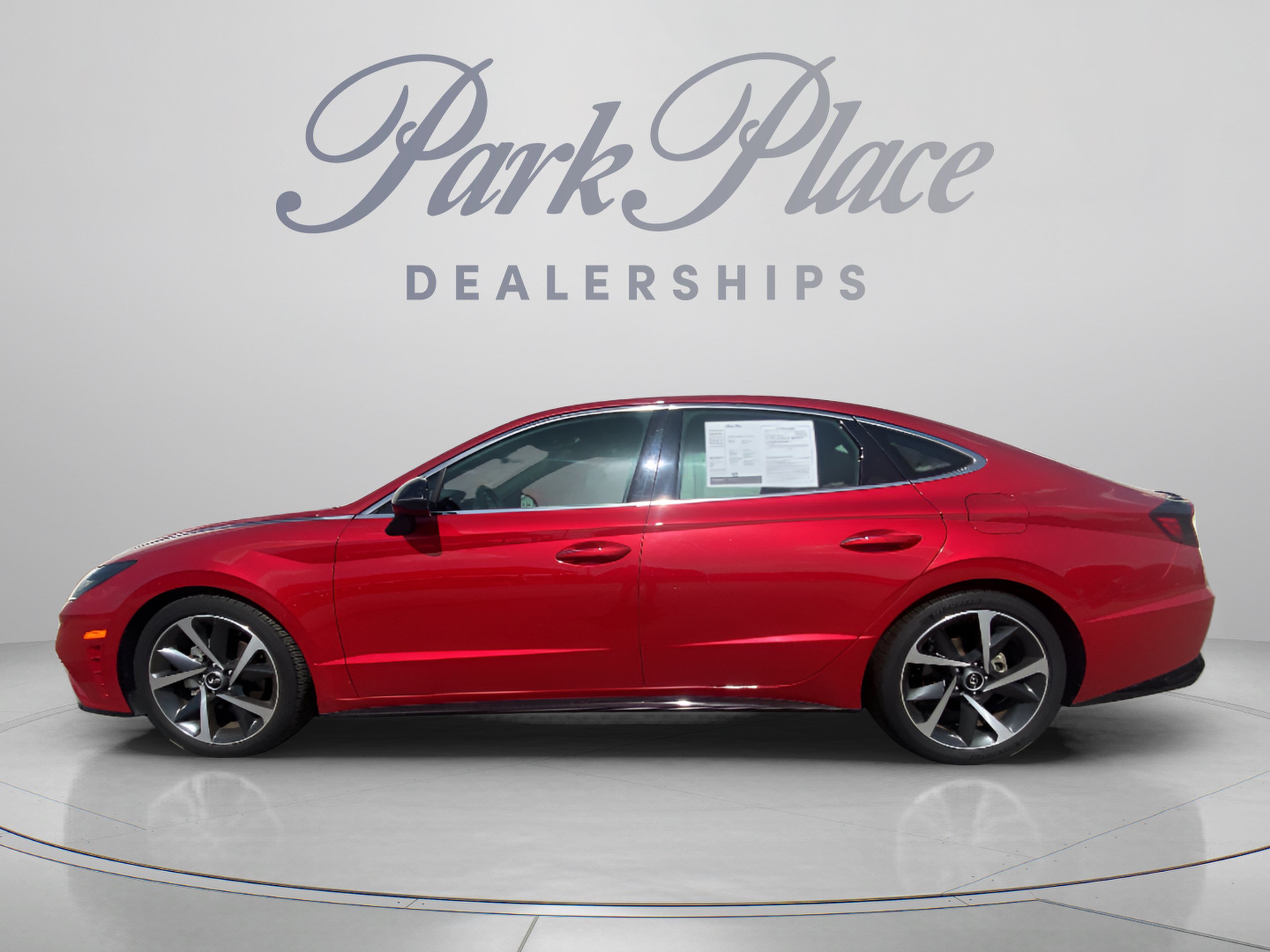 Used 2021 Hyundai Sonata SEL Plus w/ Tech Package FWD image 2