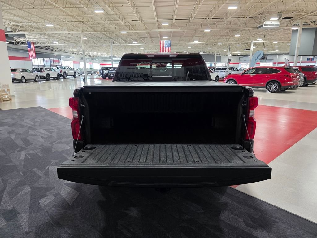 Used 2019 Chevrolet Silverado 1500 LTZ w/ LTZ Plus Package AWD/4WD image 5
