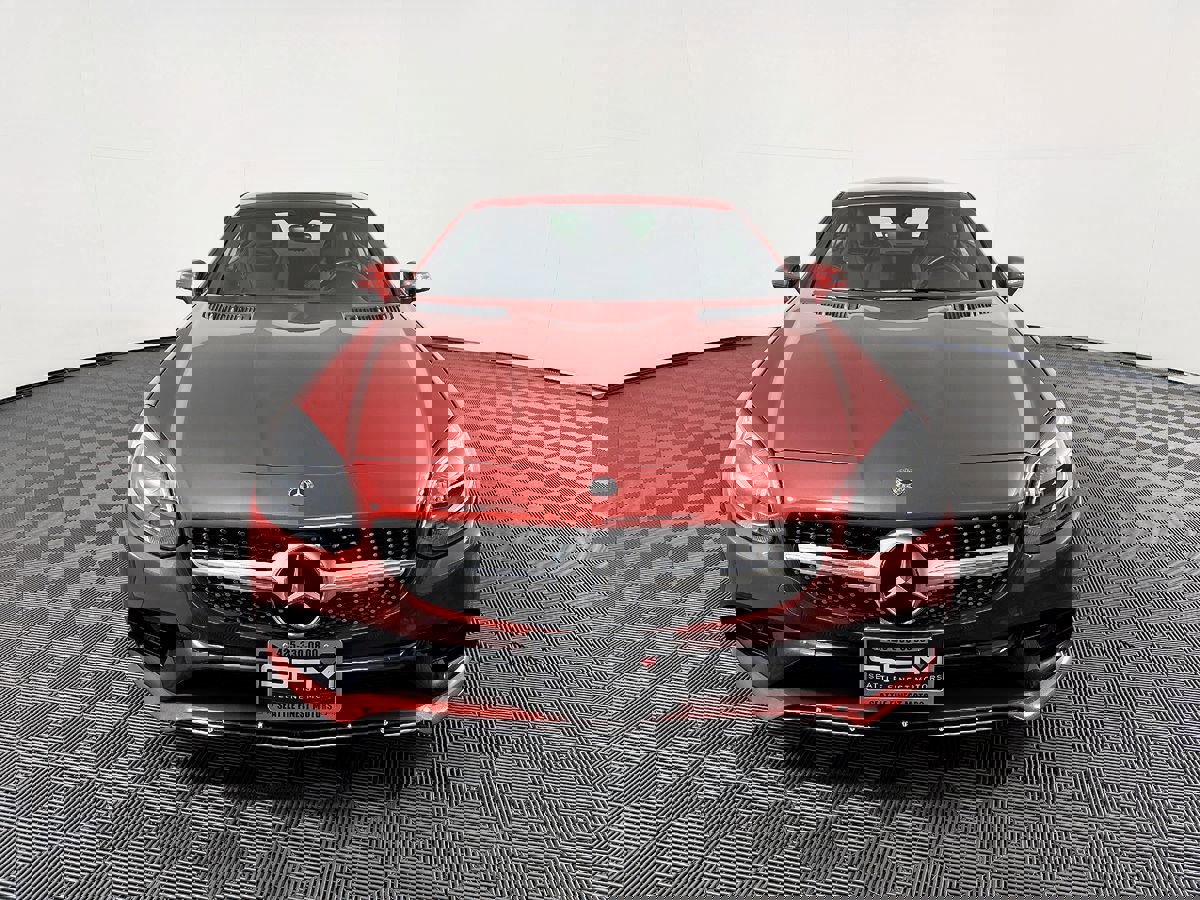 Used 2019 Mercedes-Benz SLC 300 image 4