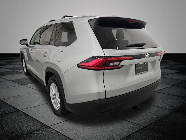 Certified 2024 Toyota Grand Highlander XLE image 4