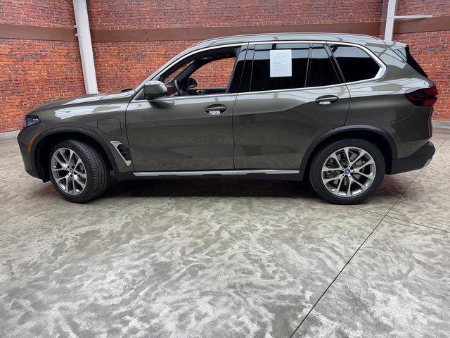 Certified 2025 BMW X5 xDrive50e w/ Parking Assistance Package image 2