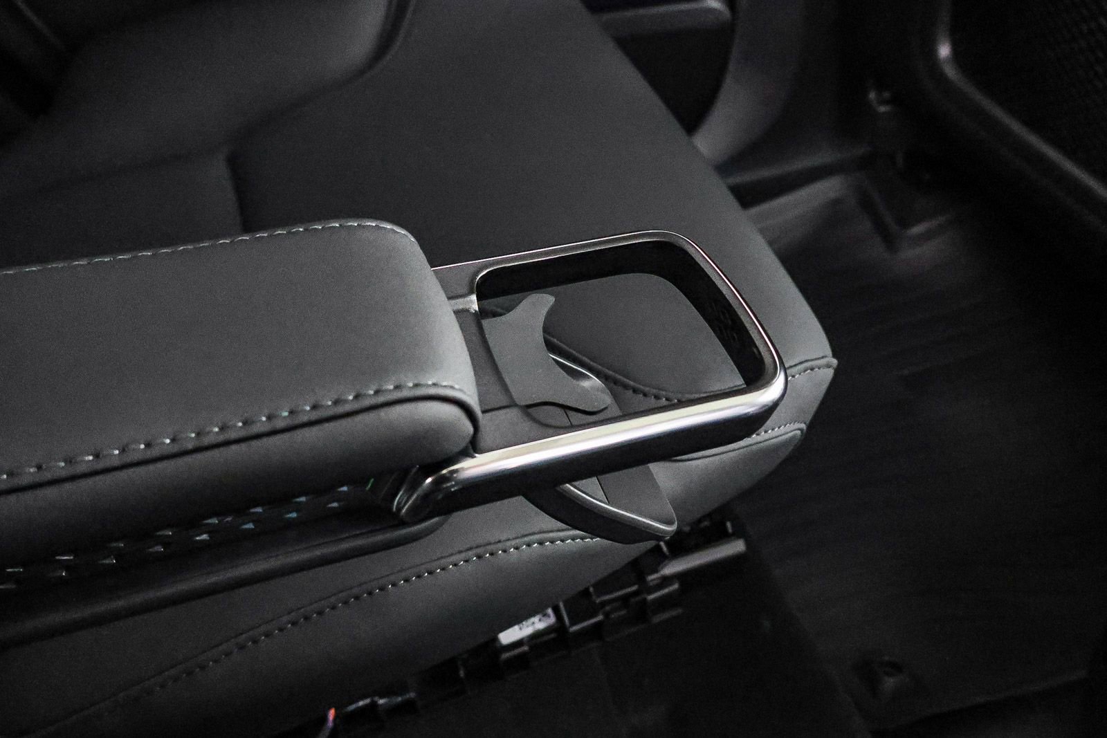 New 2026 Volvo XC90 B6 Plus w/ Protection Package image 21