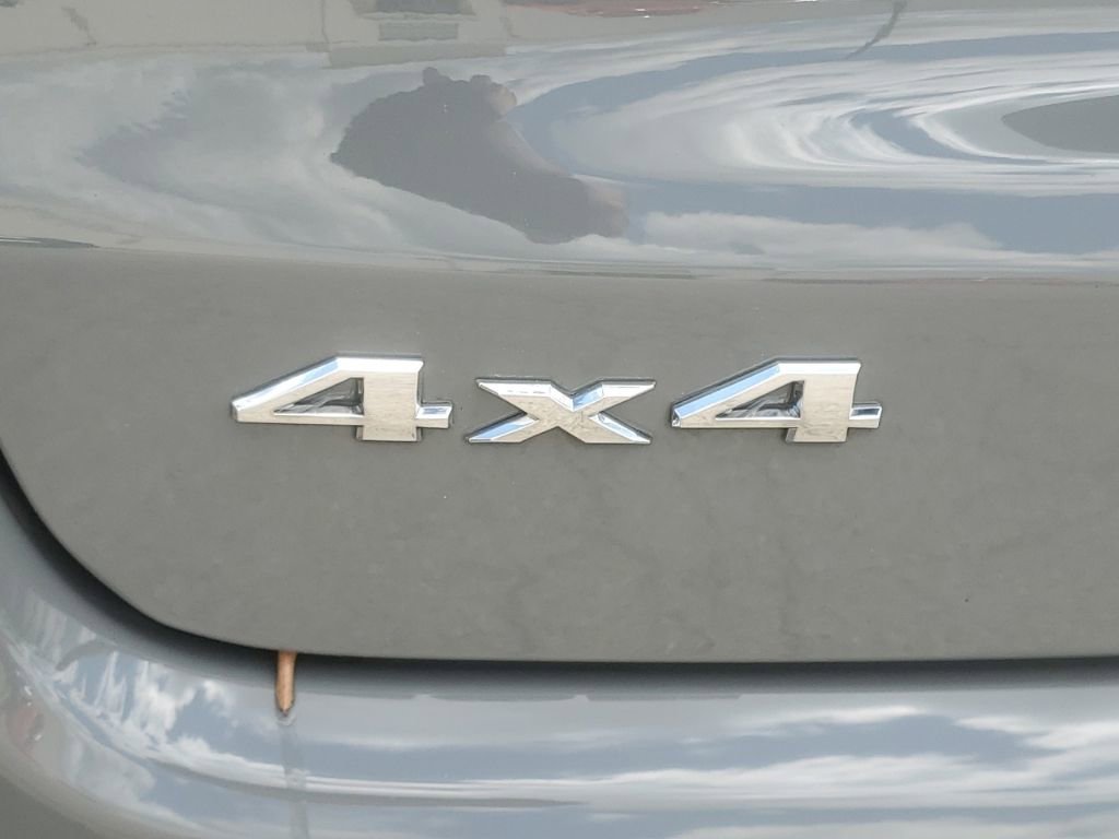 Used 2022 Jeep Compass Limited AWD/4WD image 11