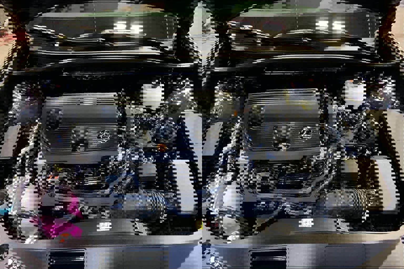 Used 2025 Lexus ES 300h w/ Luxury Package image 31