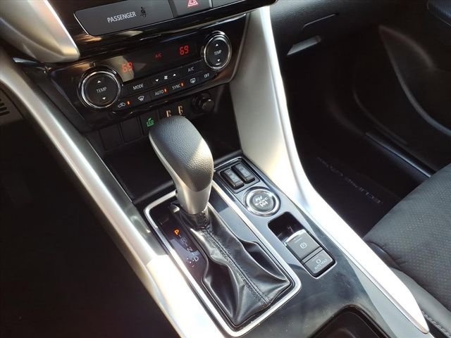 Used 2023 Mitsubishi Eclipse Cross SE image 24