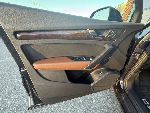 Used 2019 Audi Q5 2.0T Premium w/ Convenience Package AWD/4WD image 17