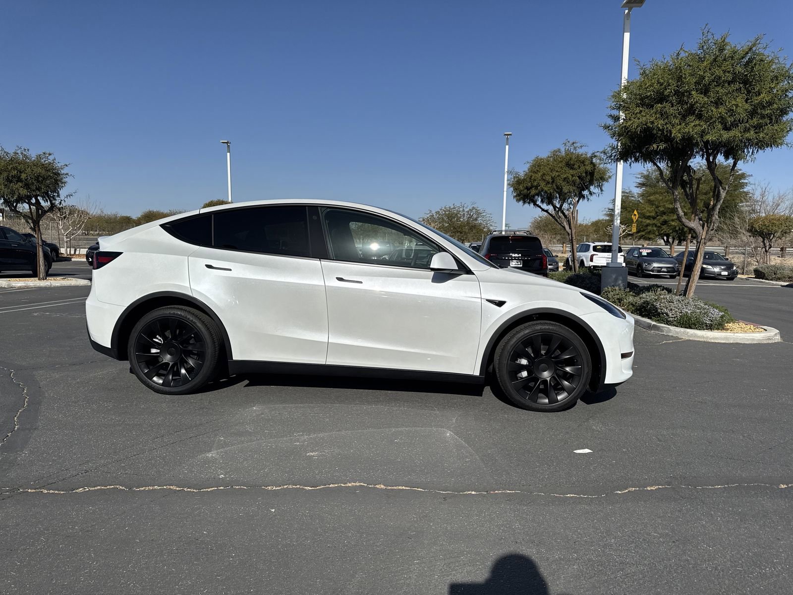 Used 2023 Tesla Model Y Long Range image 3