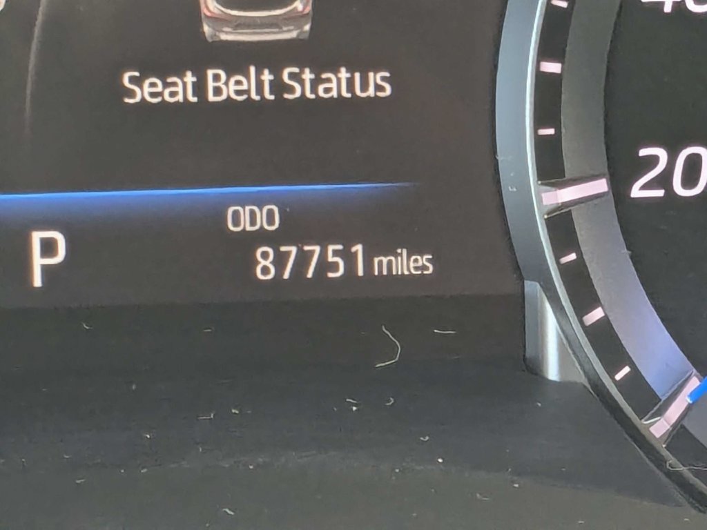 Used 2021 Toyota Highlander XLE AWD/4WD image 42