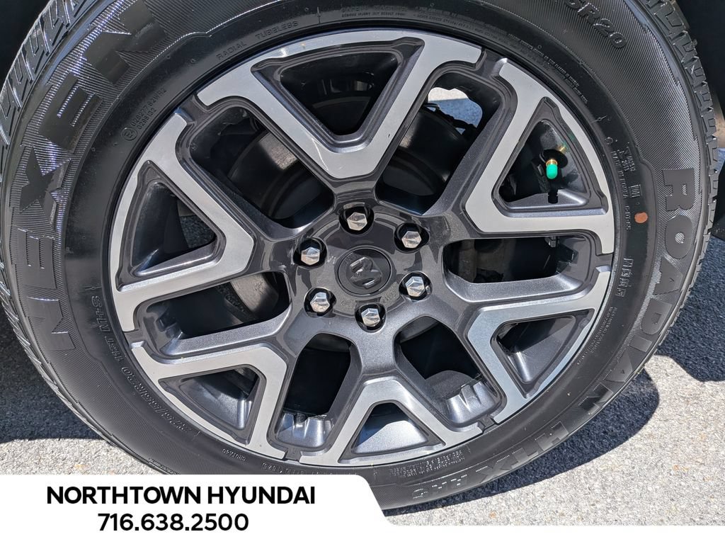 Used 2026 RAM 1500 Laramie AWD/4WD image 43
