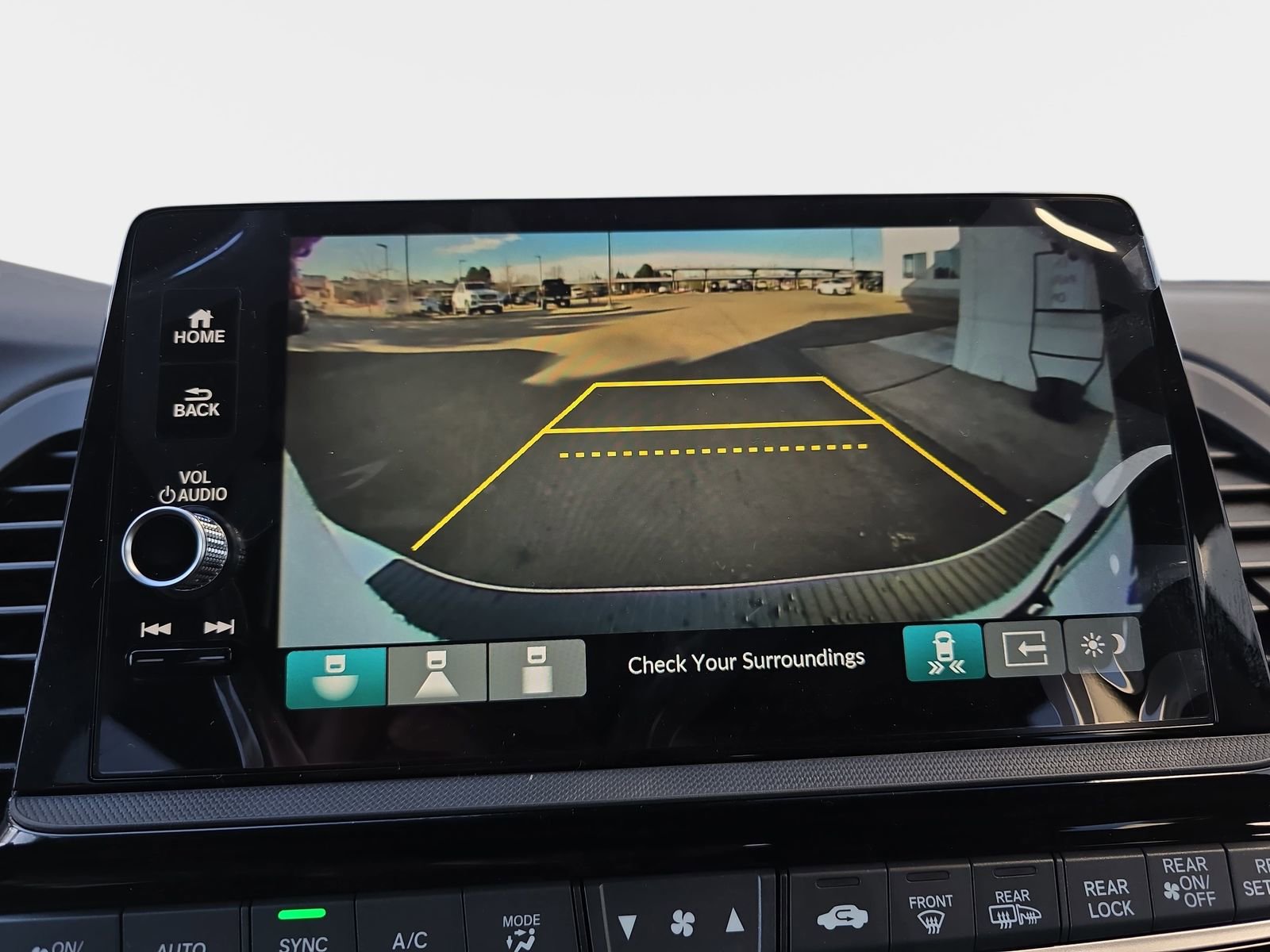 New 2026 Honda Odyssey Touring image 24