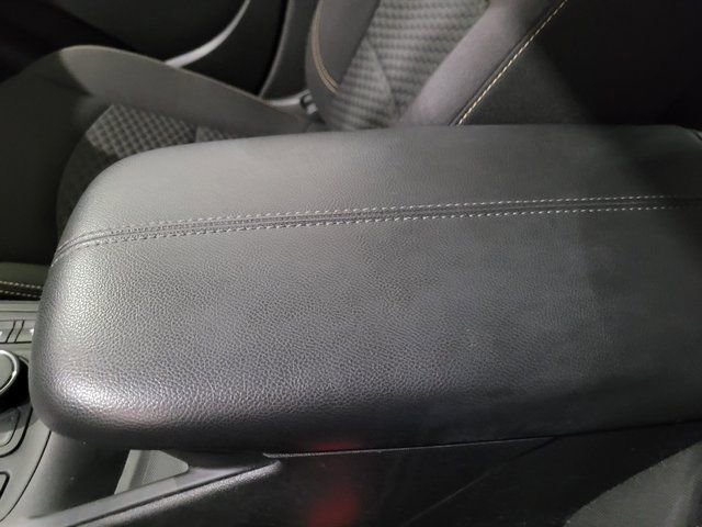 Used 2021 GMC Terrain SLE w/ Driver Convenience Package image 39