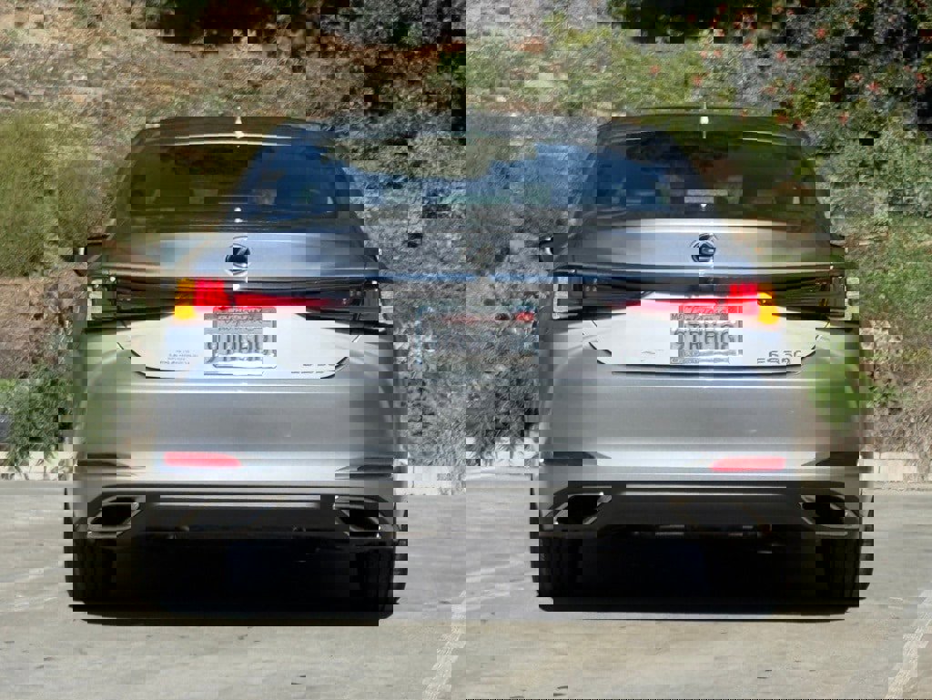 Certified 2025 Lexus ES 350 Base image 10