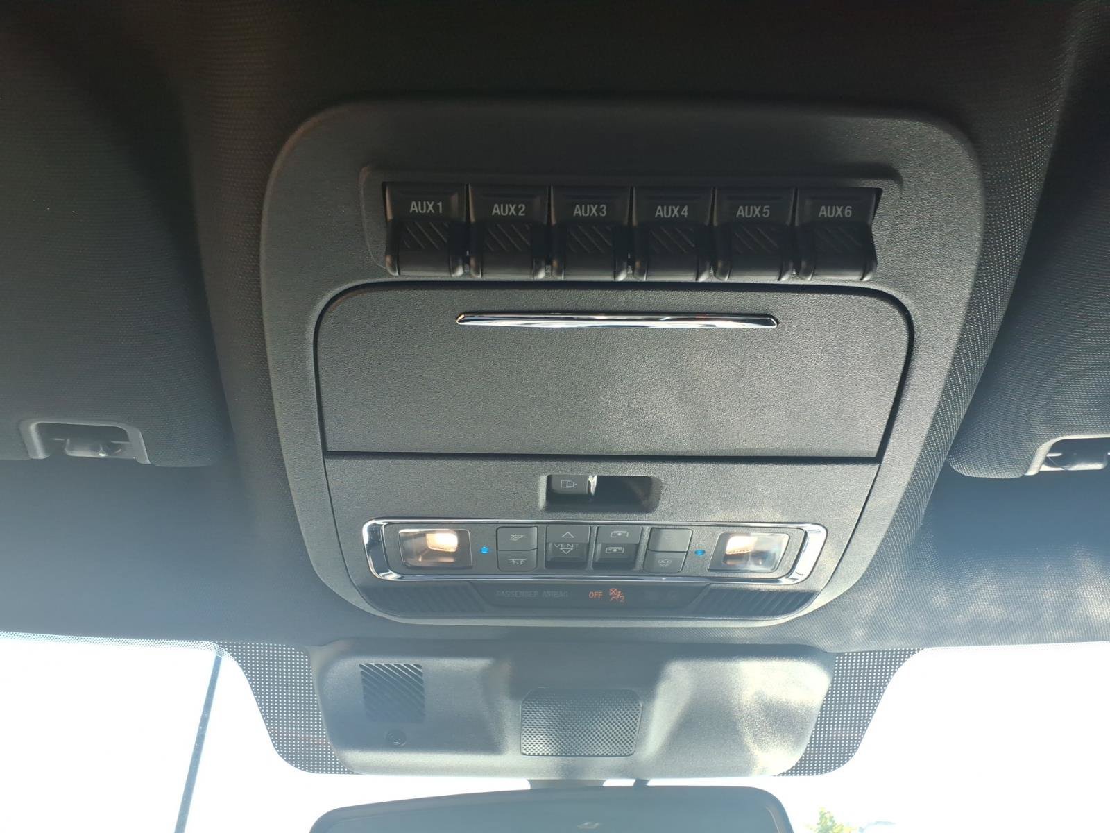 Used 2025 Ford F150 Raptor AWD/4WD image 29