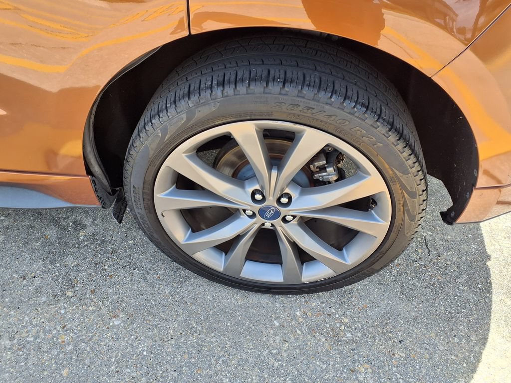Used 2017 Ford Edge Sport w/ Equipment Group 401A AWD/4WD image 13