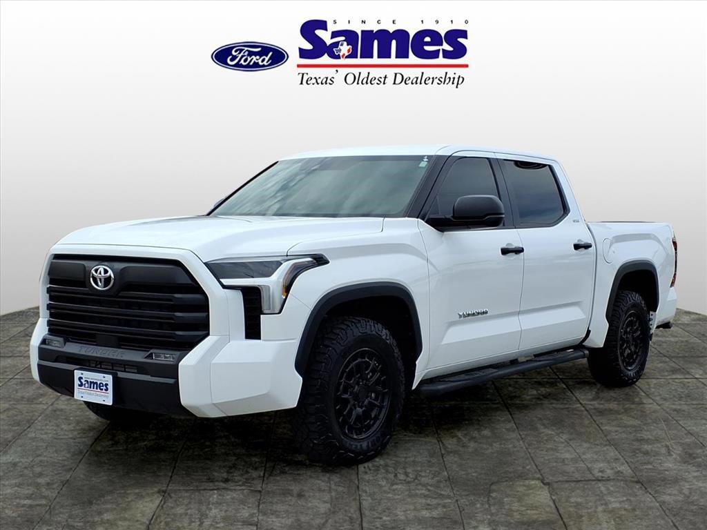 Used 2025 Toyota Tundra SR5 image 3