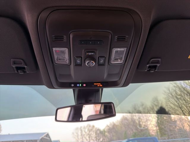 Used 2021 Chevrolet Tahoe Z71 w/ Z71 Off-Road Package image 38