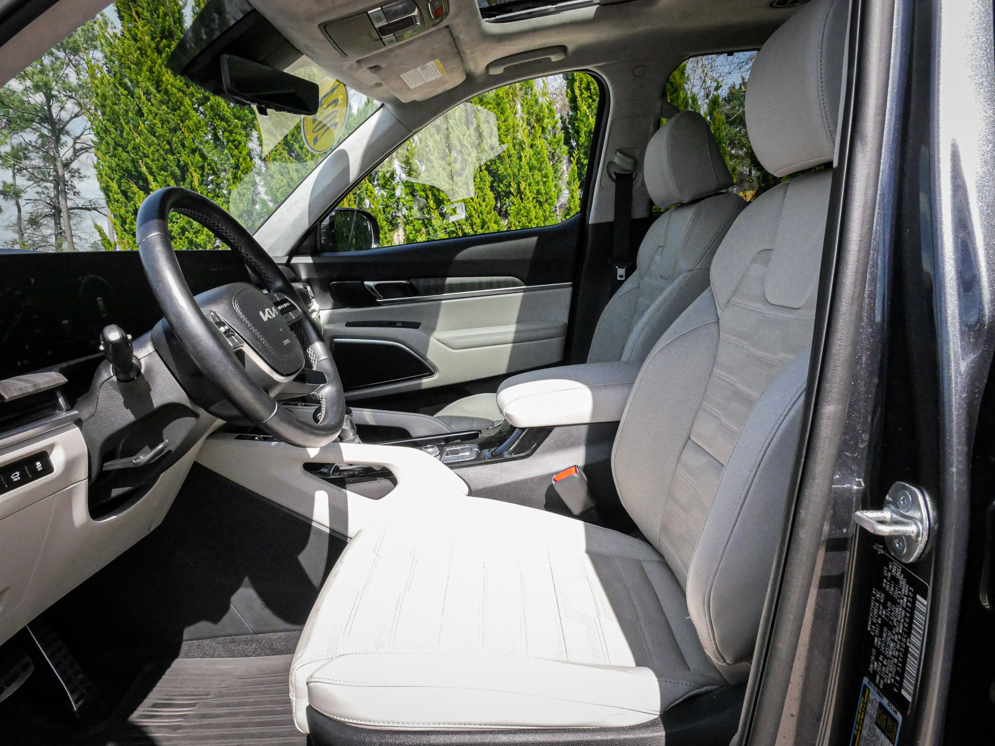 Used 2024 Kia Telluride SX Prestige image 16