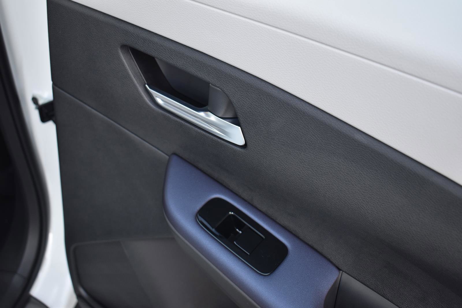 New 2026 Nissan Leaf SV+ w/ Illuminated Package image 41