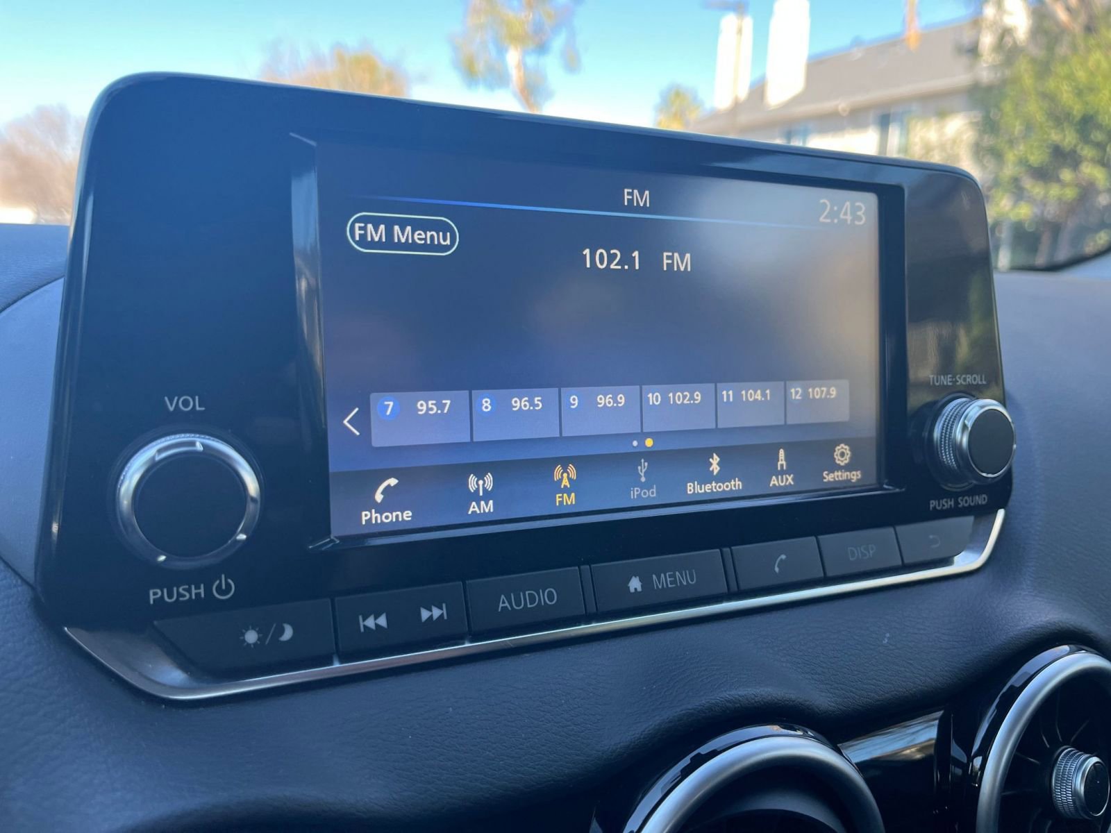 Used 2025 Nissan Sentra S FWD image 20