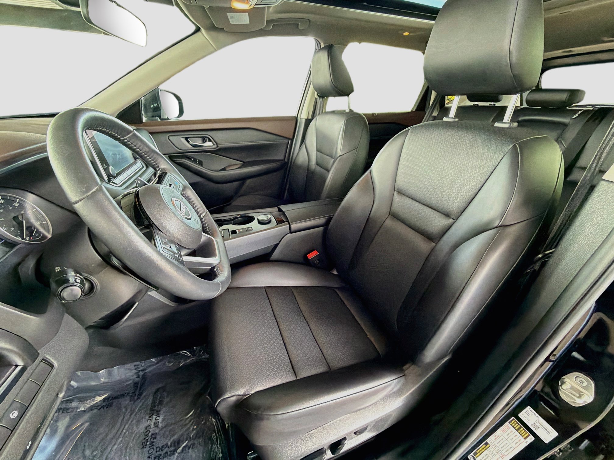 Used 2023 Nissan Rogue SV w/ SV Premium B Package AWD/4WD image 13