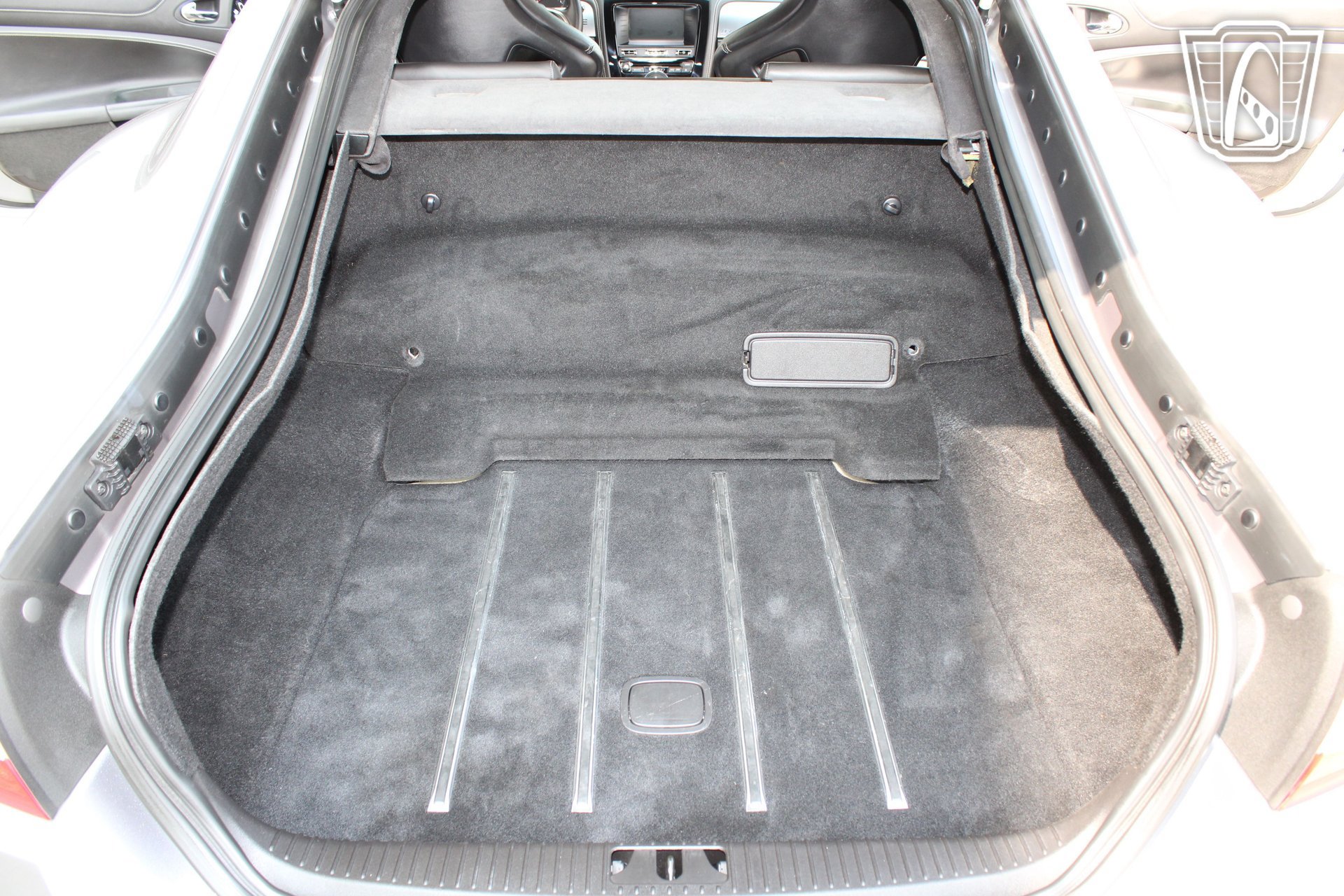 Used 2012 Jaguar XKR R RWD image 3