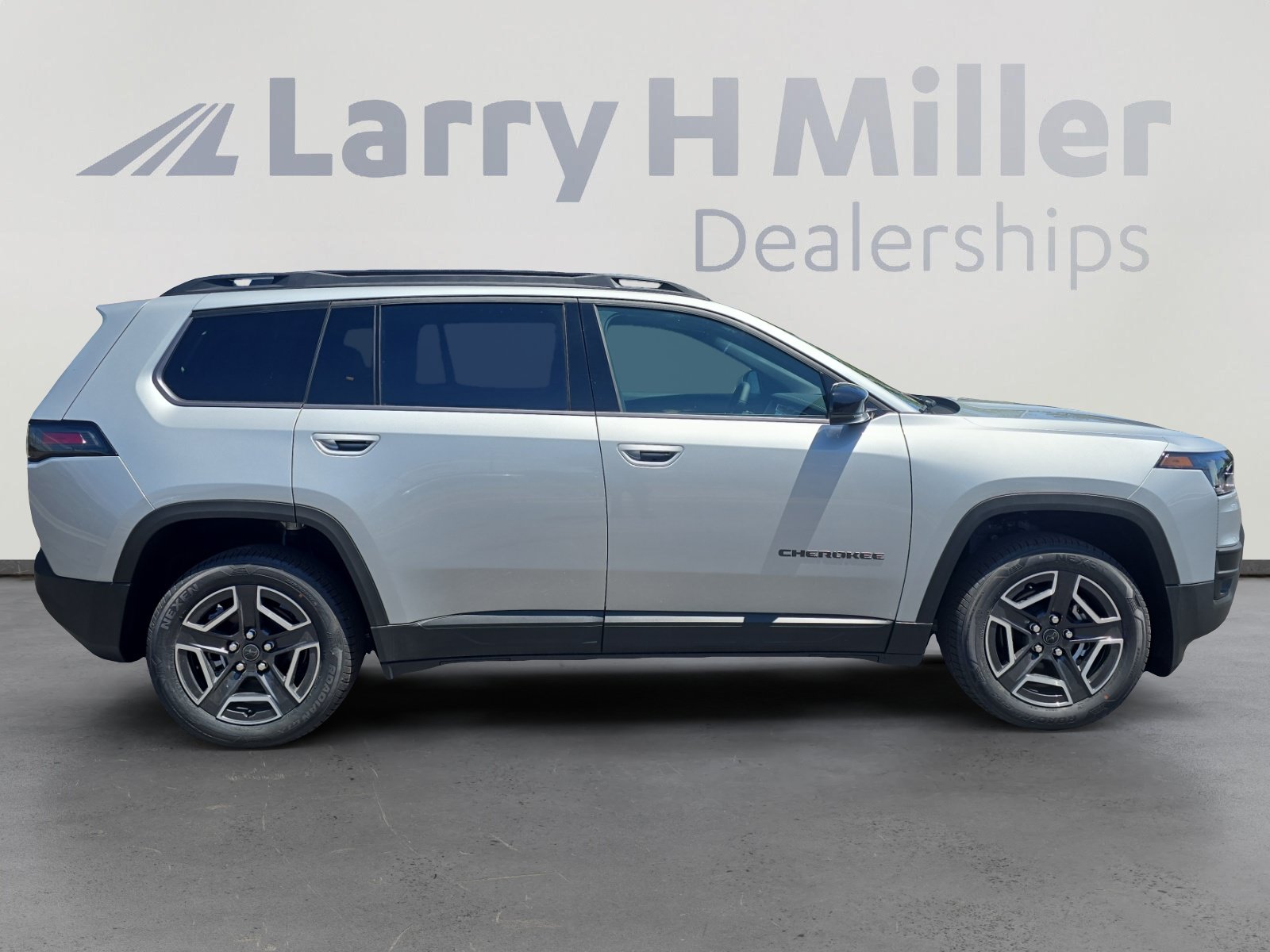 New 2026 Jeep Cherokee Limited AWD/4WD image 6