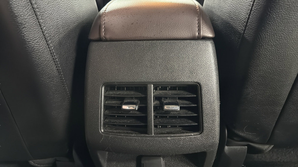 Used 2014 Ford Edge Limited image 33