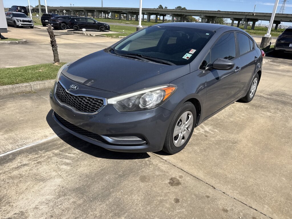 Used 2016 Kia Forte LX image 3