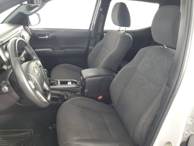 Used 2016 Toyota Tacoma TRD Sport AWD/4WD image 14