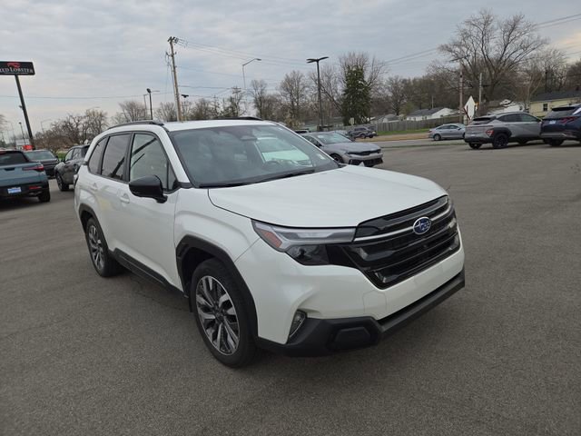 Used 2025 Subaru Forester Touring AWD/4WD image 4
