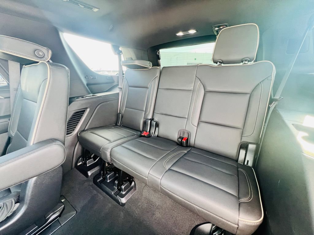 Used 2021 GMC Yukon SLT w/ SLT Premium Package image 39